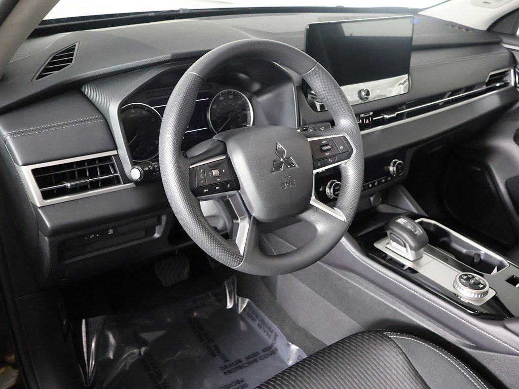 New 2026 Mitsubishi Outlander ES AWD/4WD image 24