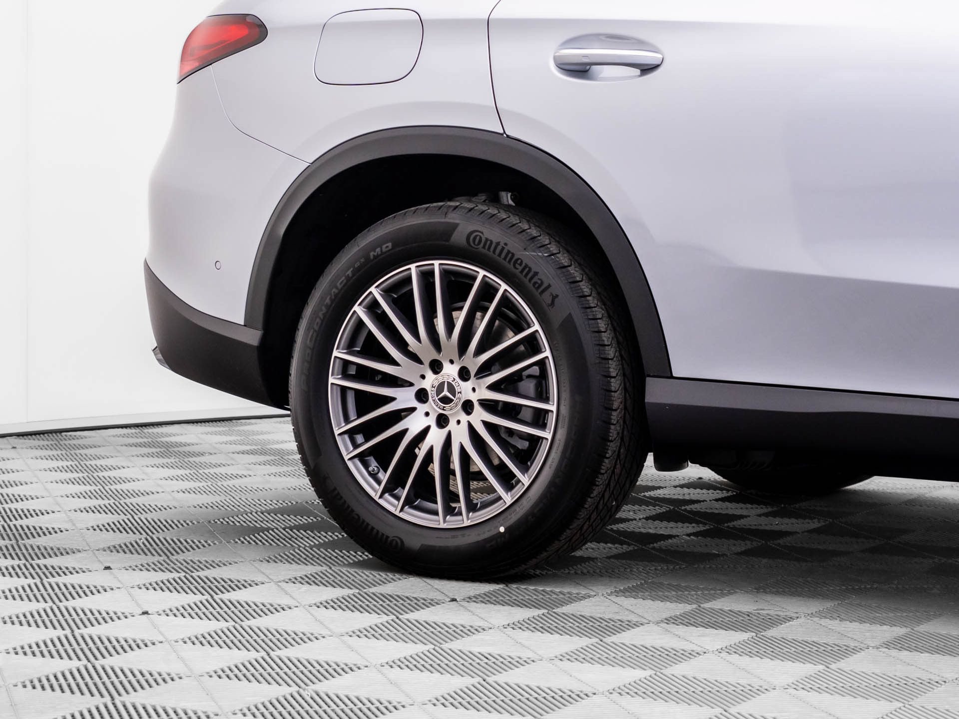 New 2026 Mercedes-Benz GLC 300 4MATIC image 36