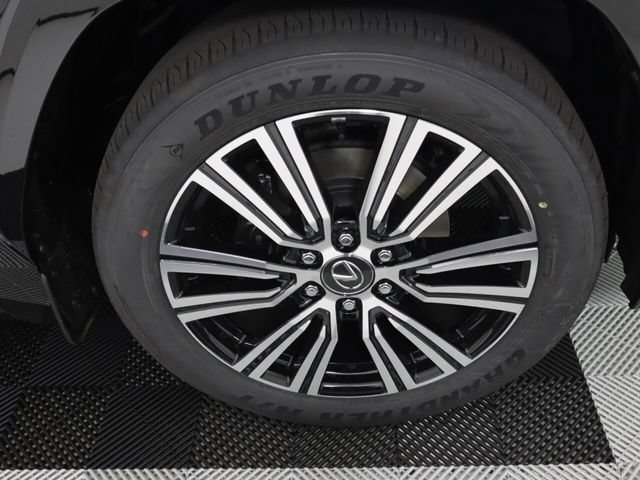New 2026 Lexus LX 700h Luxury w/ Appearance Package AWD/4WD image 9