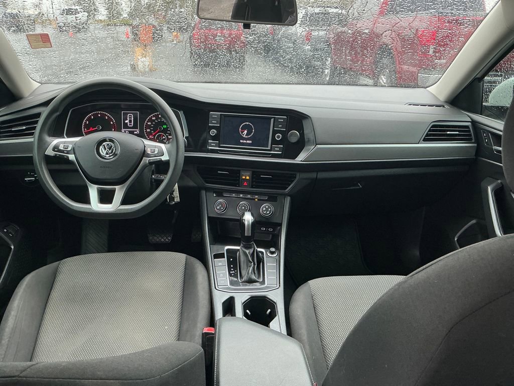 Used 2021 Volkswagen Jetta S image 17