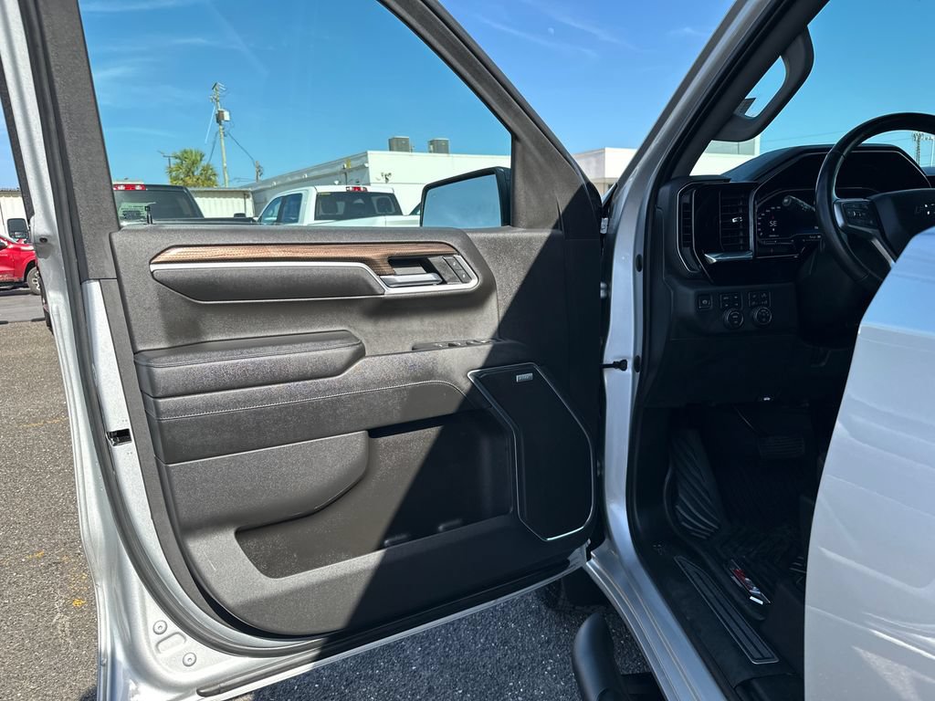 Used 2022 Chevrolet Silverado 1500 RST w/ RST All Star Premium Package AWD/4WD image 10