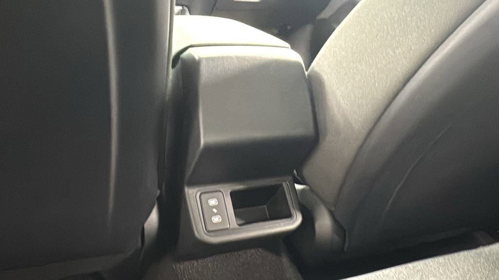 New 2025 Kia K4 LXS image 33