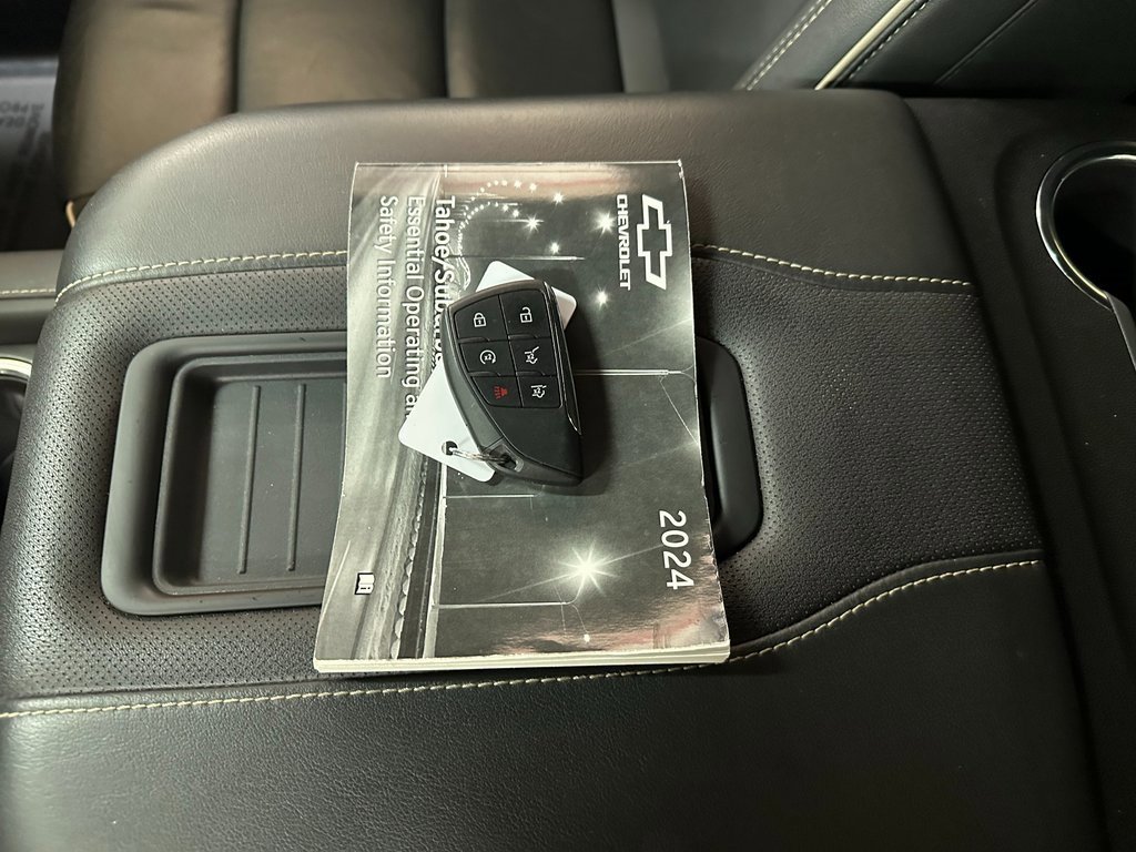 Used 2024 Chevrolet Suburban Premier image 47