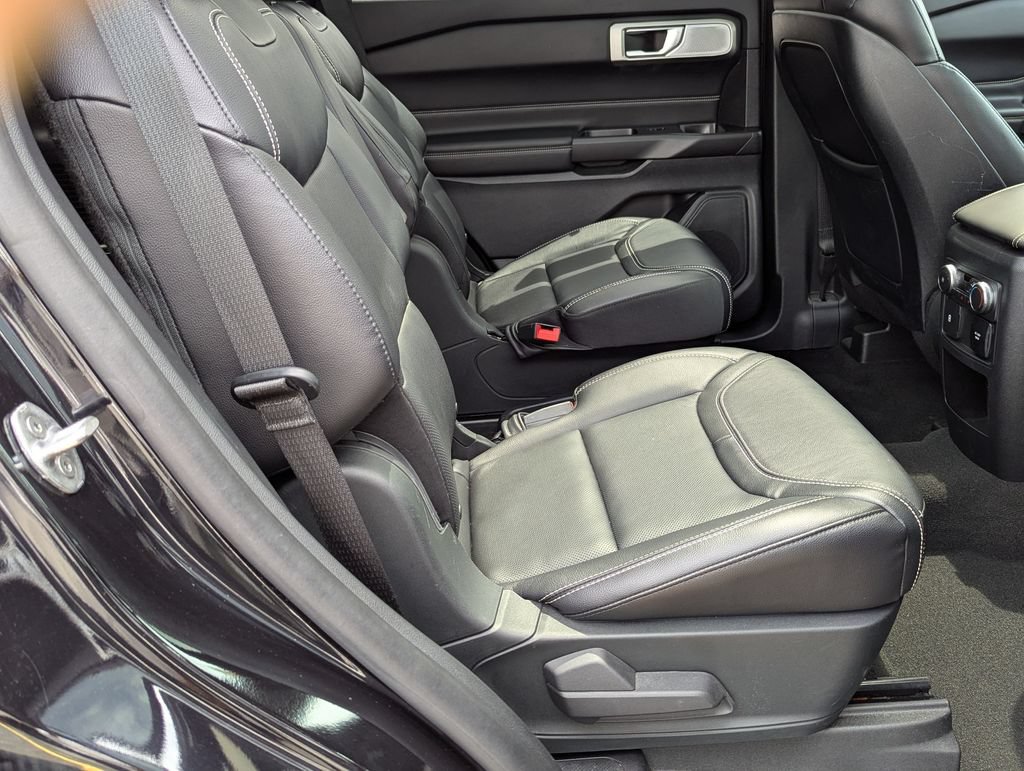 Used 2020 Ford Explorer ST w/ ST Street Pack AWD/4WD image 26