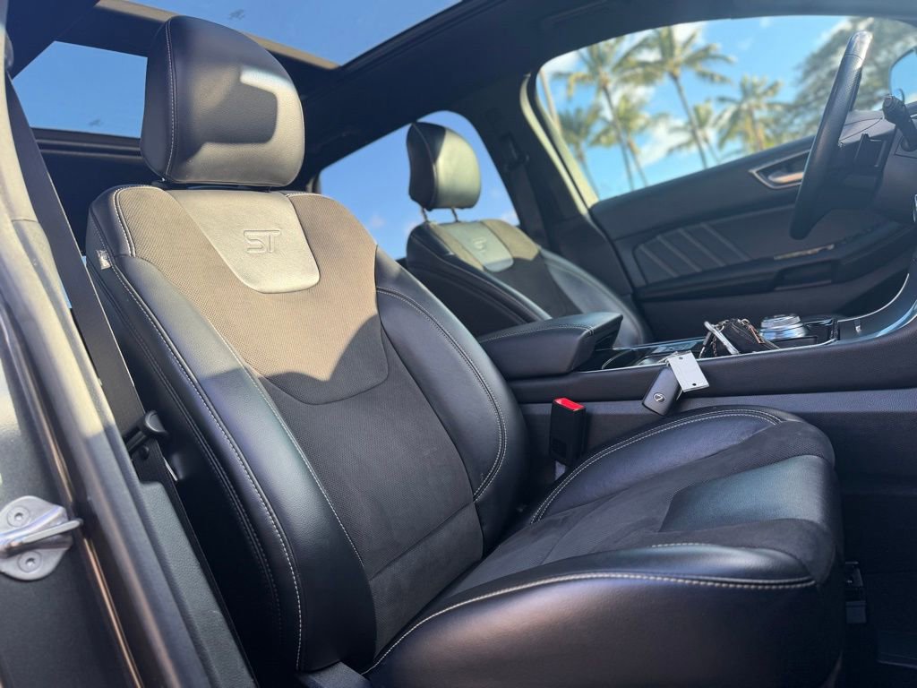 Used 2019 Ford Edge ST w/ Equipment Group 401A image 14