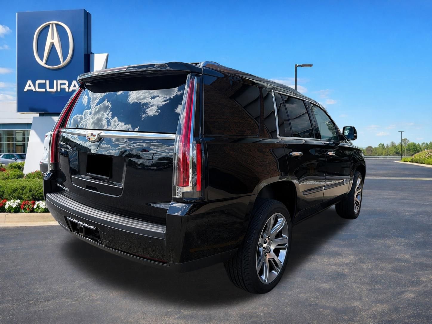 Used 2020 Cadillac Escalade Luxury AWD/4WD image 5