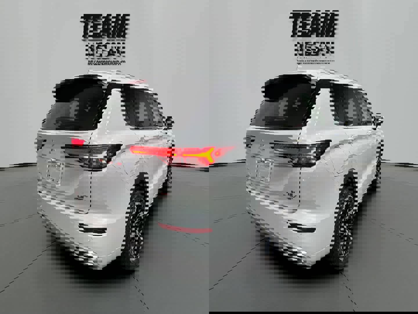 Used 2024 Mitsubishi Outlander SEL image 7