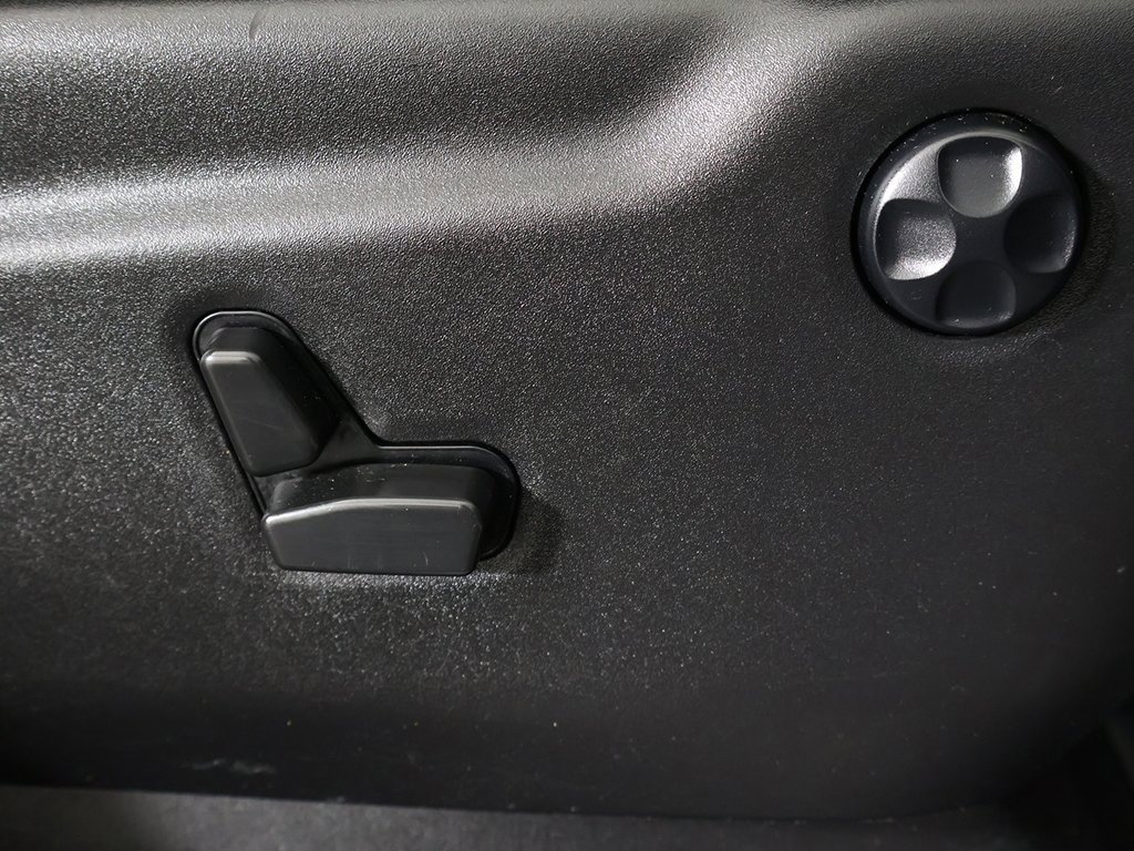 Used 2021 Jeep Grand Cherokee Limited image 34