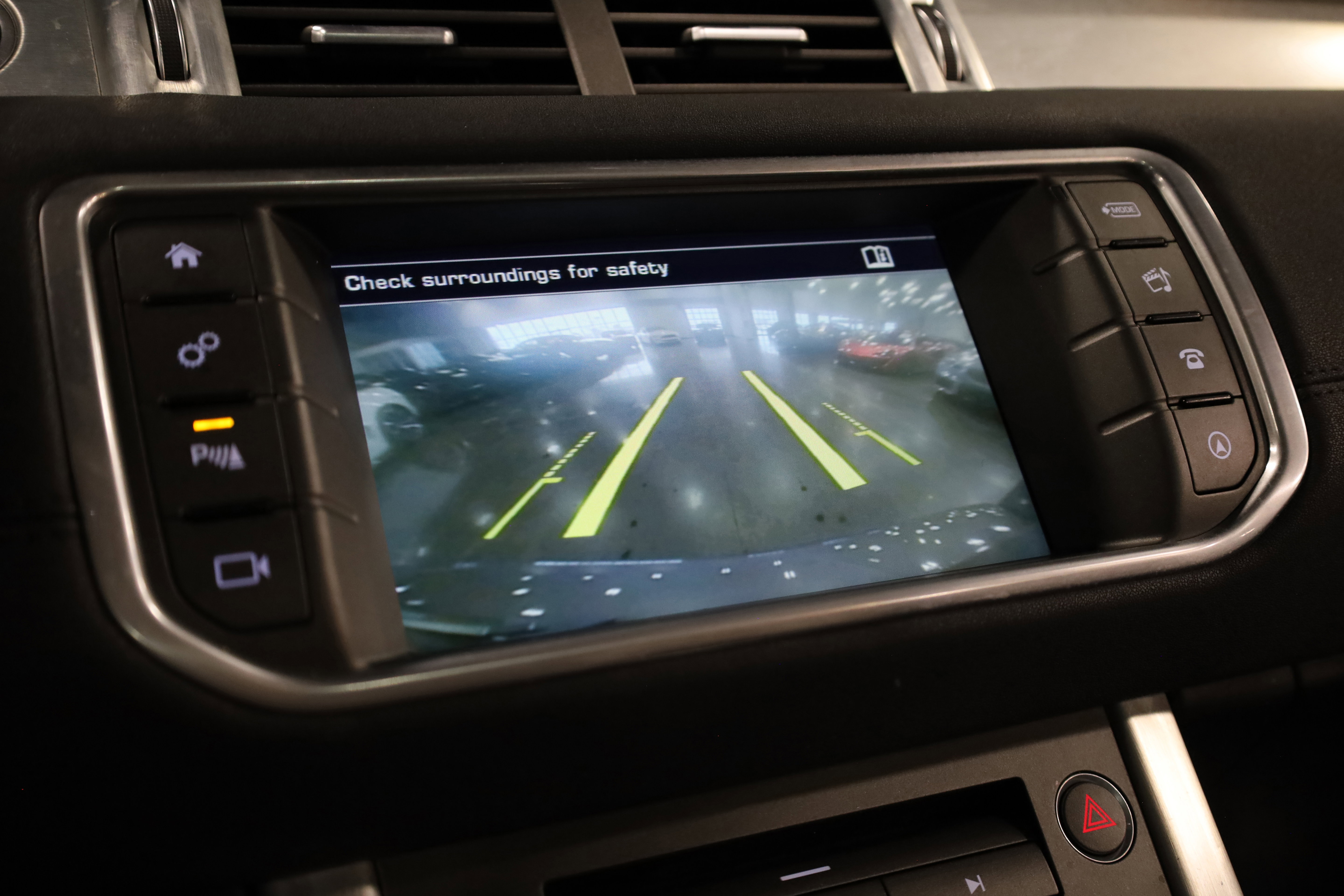 Used 2016 Land Rover Range Rover Evoque HSE image 28