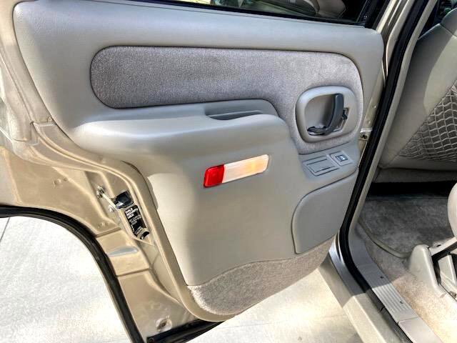 Used 1998 GMC Yukon SLT w/ Marketing Opt Pkg 5 image 30