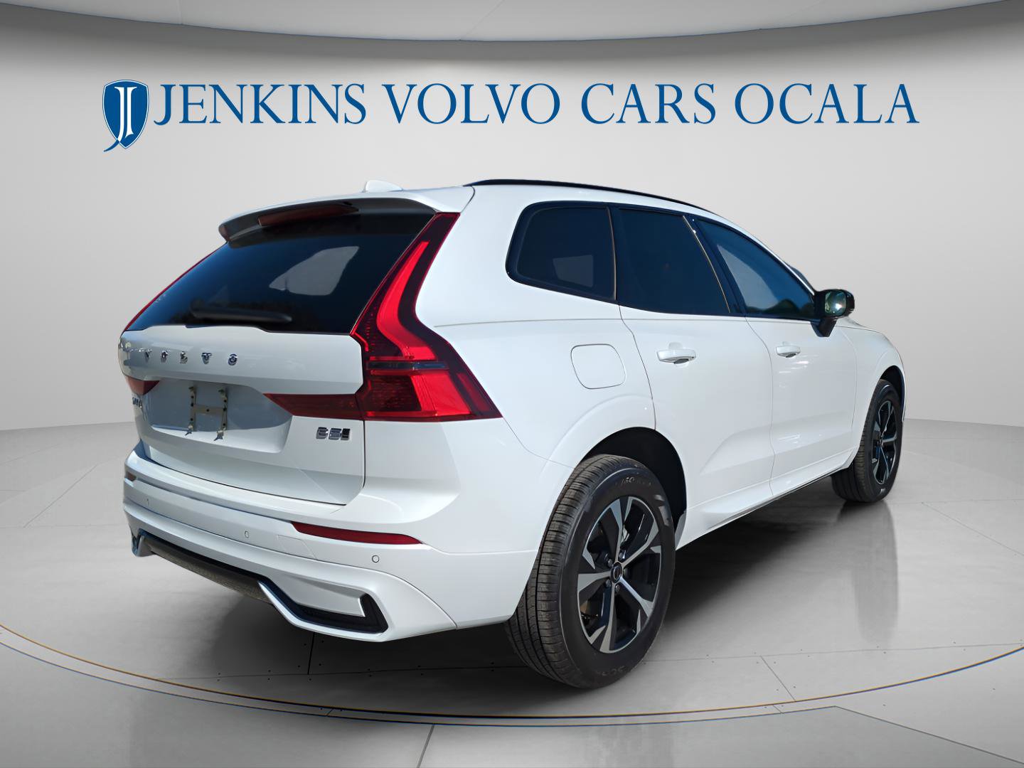 New 2026 Volvo XC60 B5 Core image 3