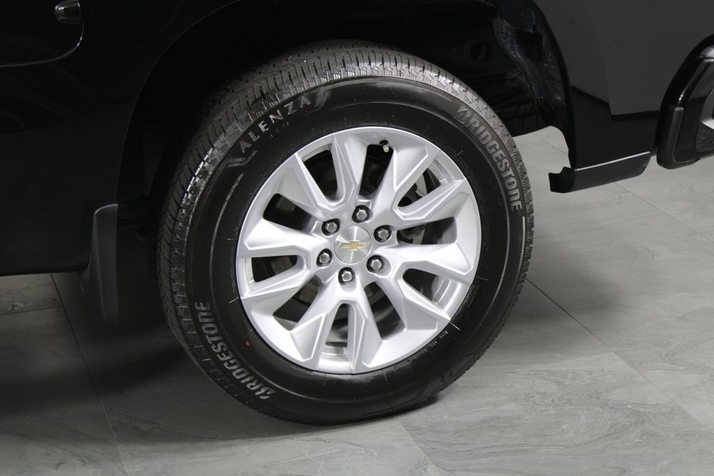 Used 2024 Chevrolet Silverado 1500 Custom RWD image 16