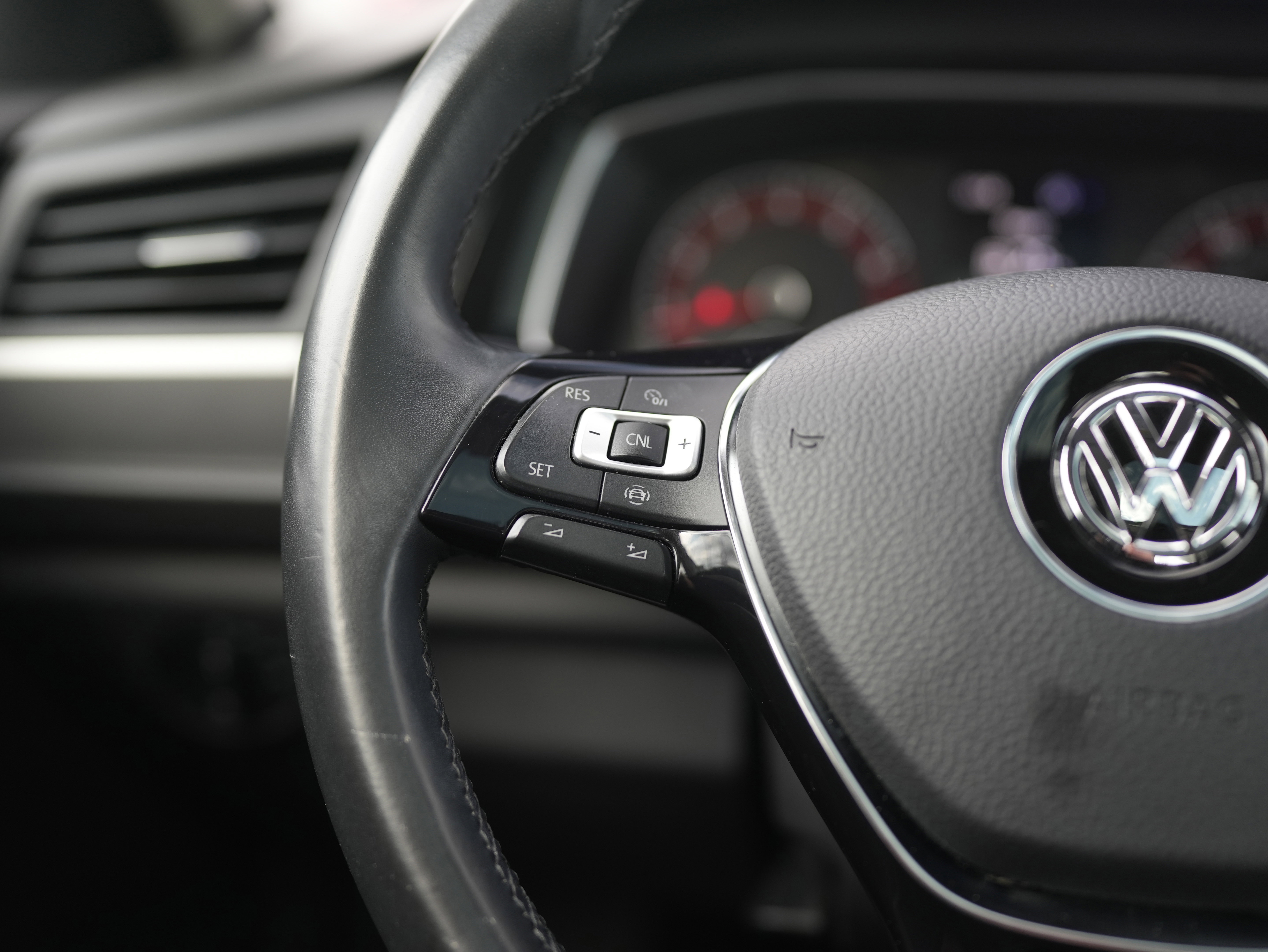Used 2019 Volkswagen Jetta SE image 19