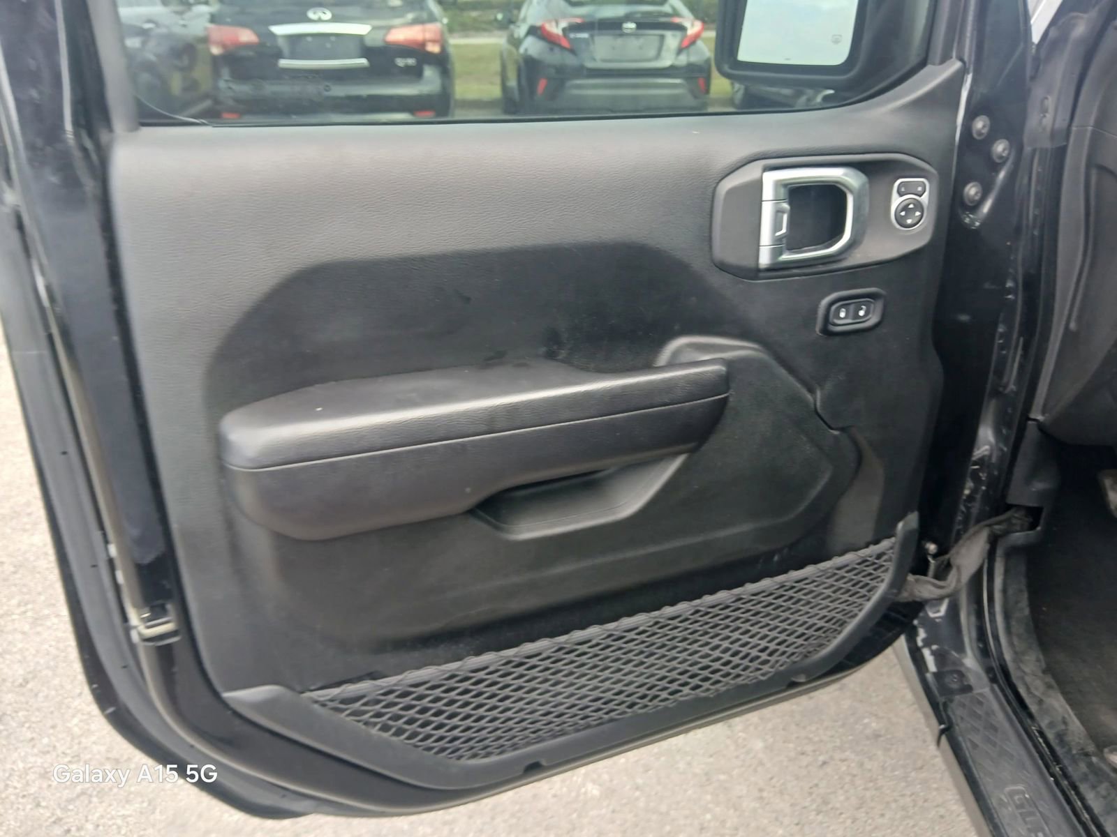 Used 2020 Jeep Gladiator Sport w/ Quick Order Package 24S image 11