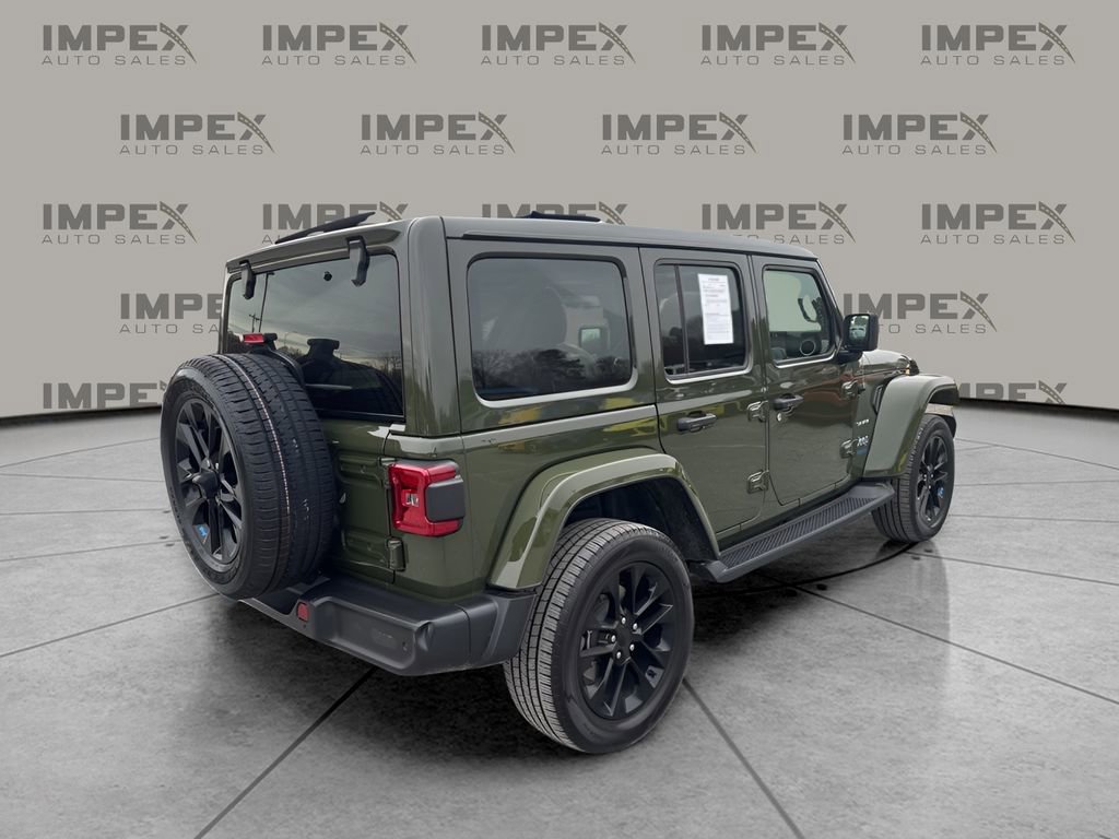 Used 2022 Jeep Wrangler Unlimited Sahara w/ Cold Weather Group image 5