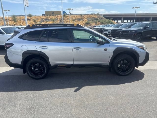 Used 2025 Subaru Outback Wilderness w/ Wilderness Package AWD/4WD image 7