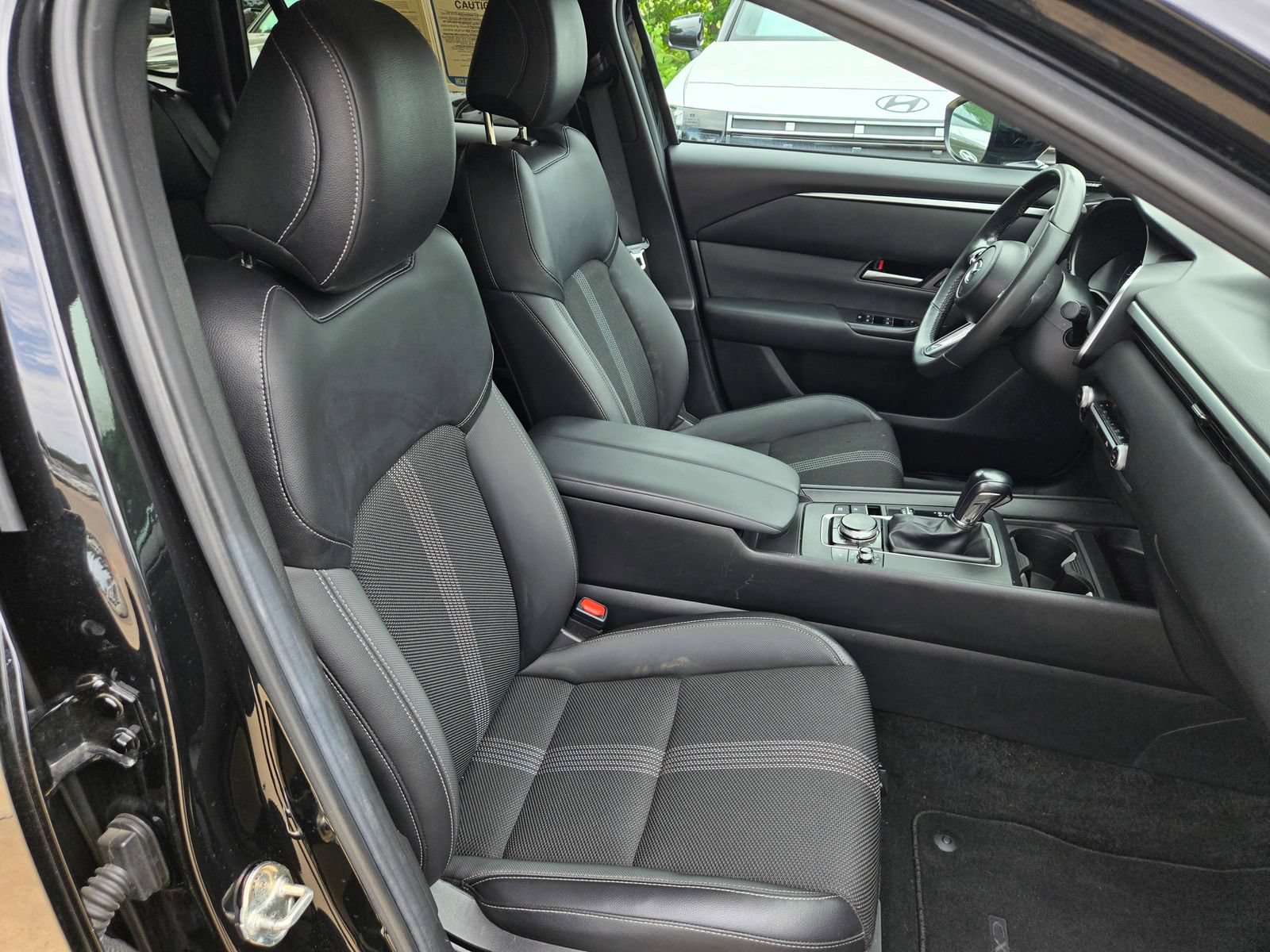 Certified 2024 MAZDA CX-50 AWD 2.5 S w/ Premium Package image 27