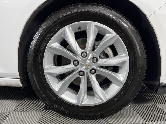 Used 2024 Chevrolet Malibu LT image 15