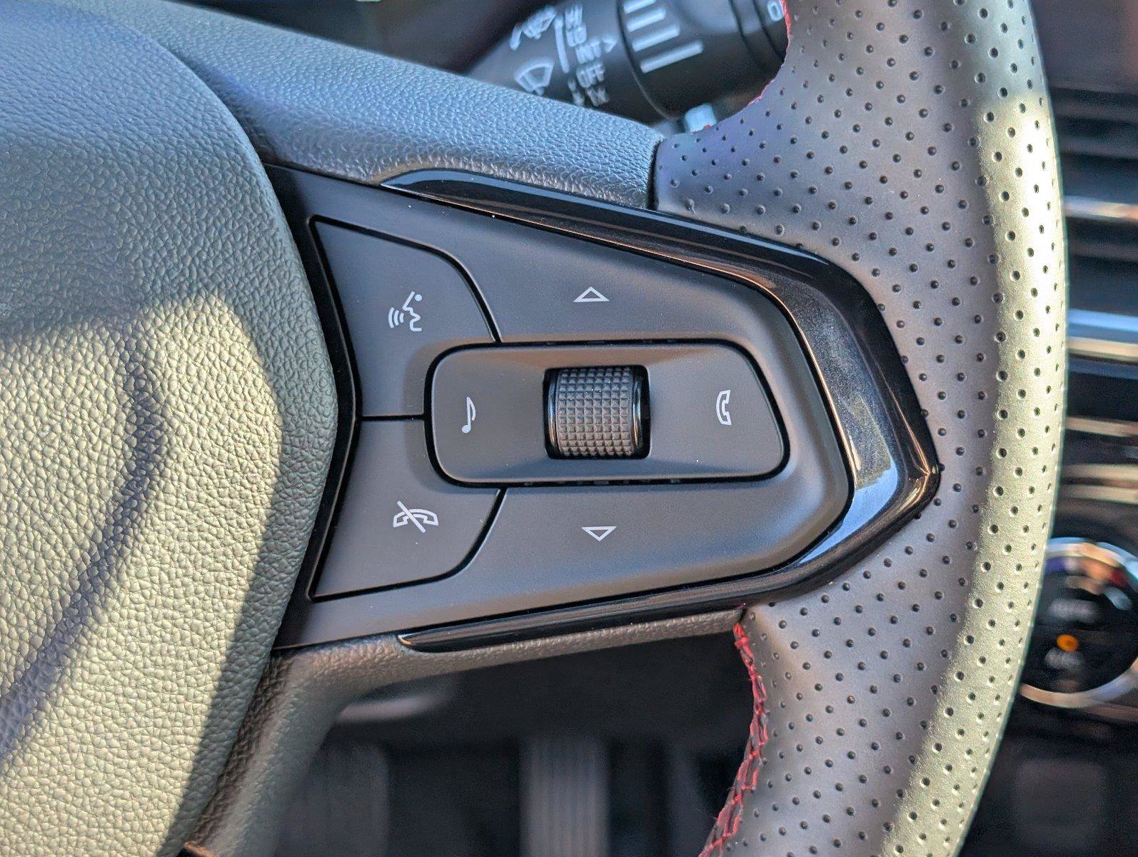 New 2026 Chevrolet Trax RS w/ Driver Confidence Package FWD image 28