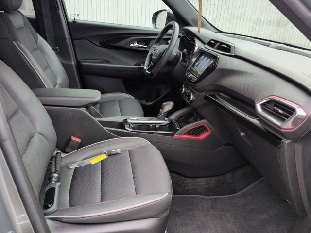 Used 2023 Chevrolet TrailBlazer RS w/ Convenience Package image 28