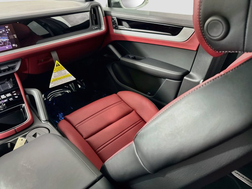 New 2026 Porsche Cayenne AWD/4WD image 26