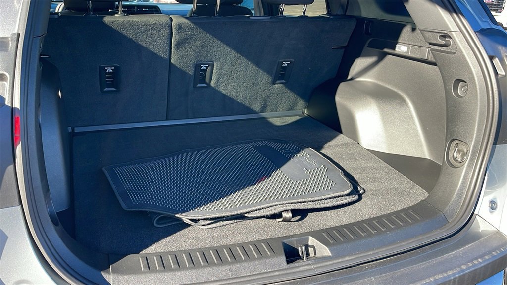 Used 2026 GMC Terrain Elevation w/ Black Edition image 25