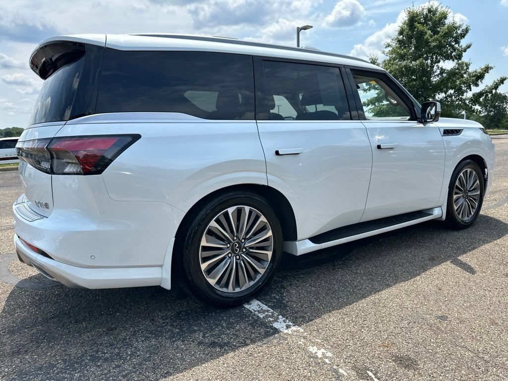 Certified 2026 INFINITI QX80 Luxe w/ Exterior Package AWD/4WD image 13