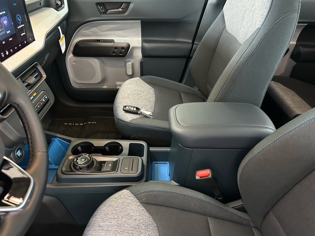 New 2025 Ford Maverick XLT w/ XLT Luxury Package image 21