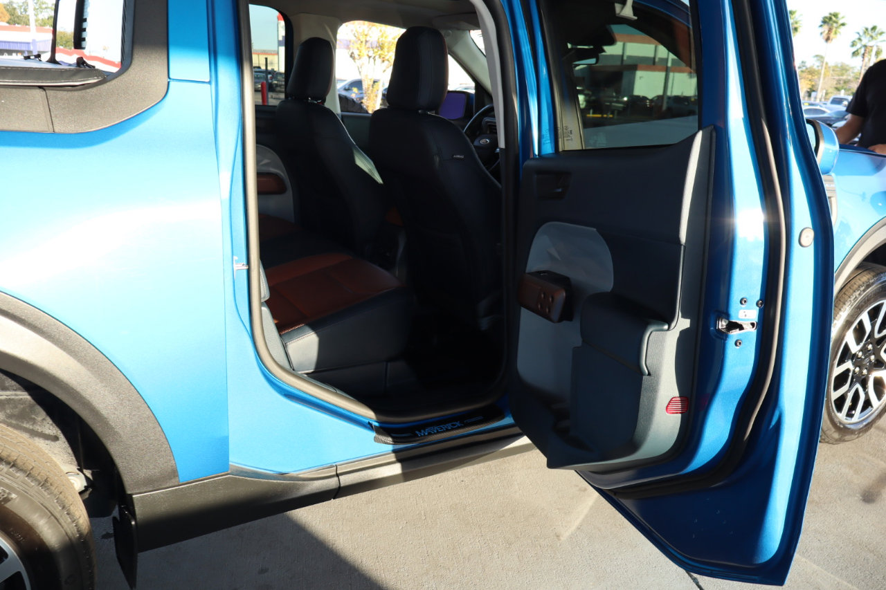 Used 2022 Ford Maverick Lariat w/ Lariat Luxury Package image 35