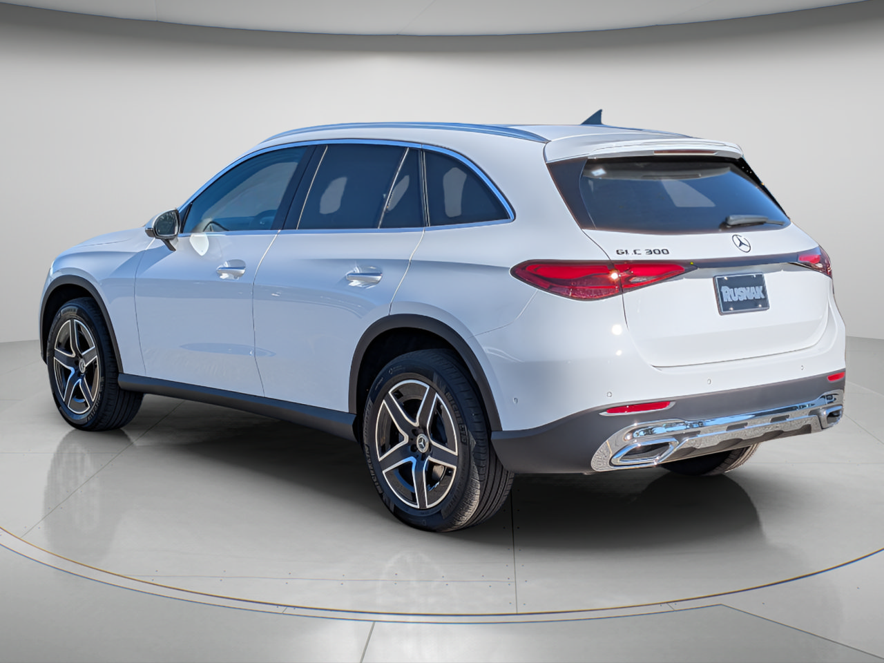 New 2027 Mercedes-Benz GLC 300 image 2