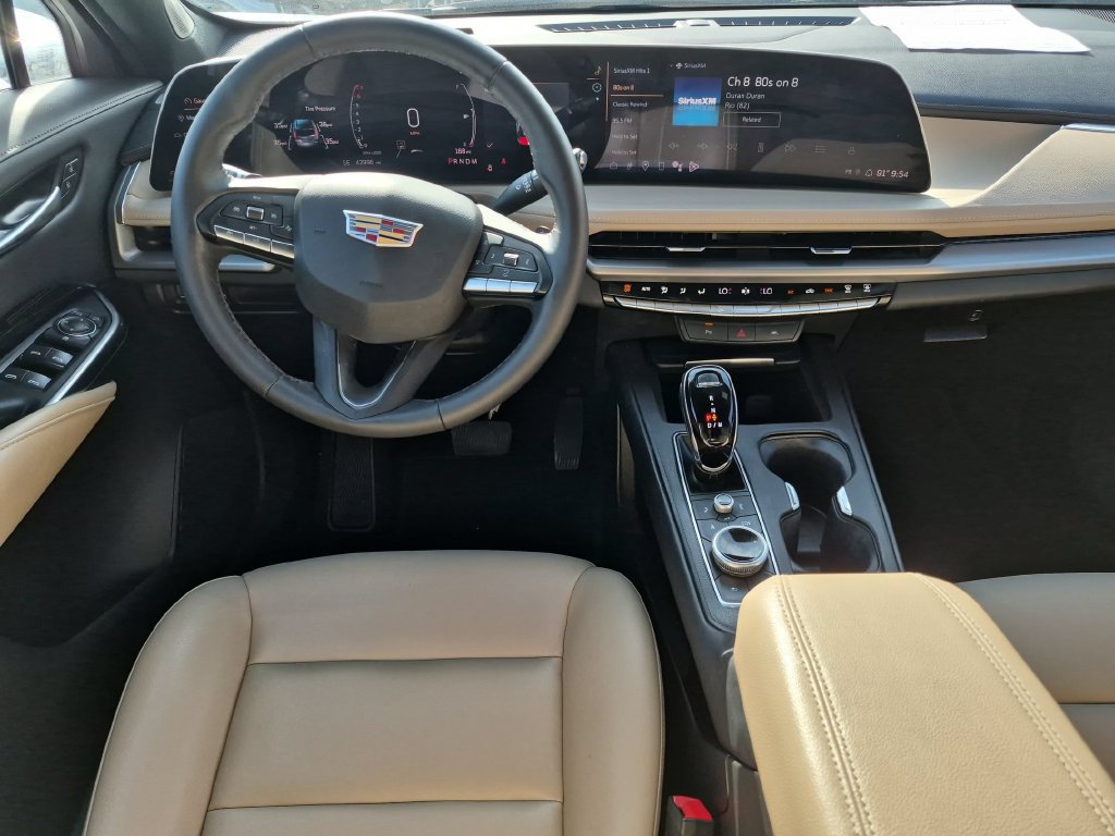 Certified 2024 Cadillac XT4 Luxury FWD image 29