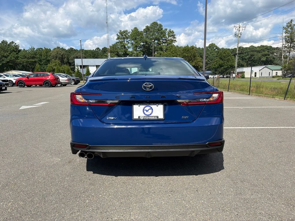 Used 2025 Toyota Camry SE w/ Convenience Package FWD image 6