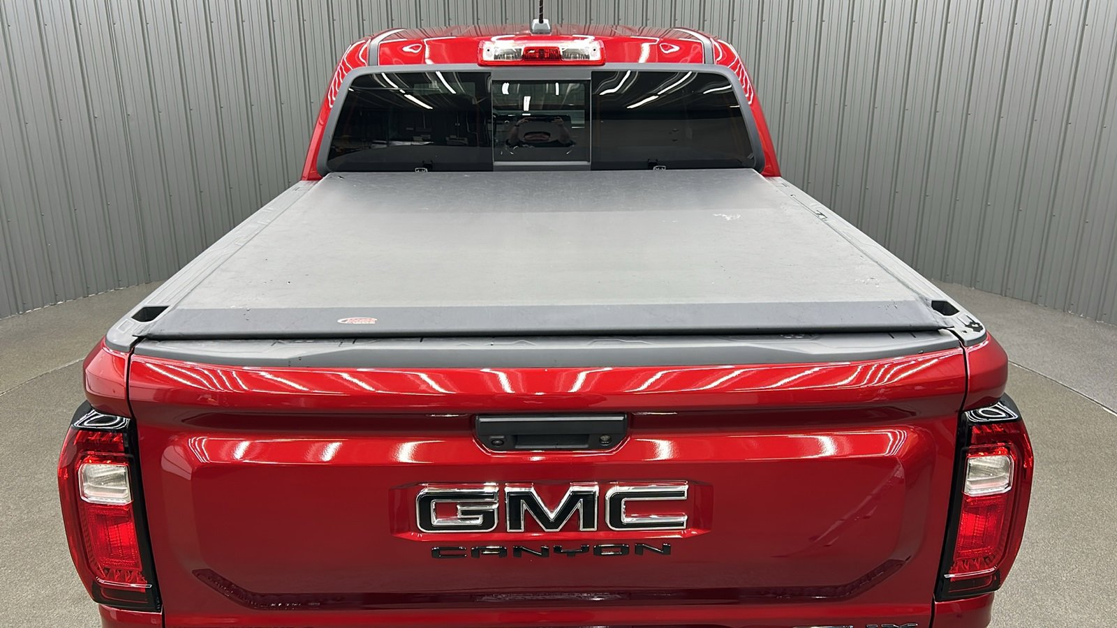 Used 2024 GMC Canyon AT4X image 17