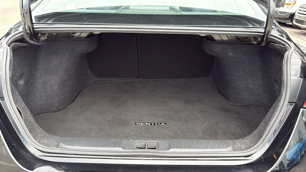 Used 2020 Nissan Sentra S FWD image 9