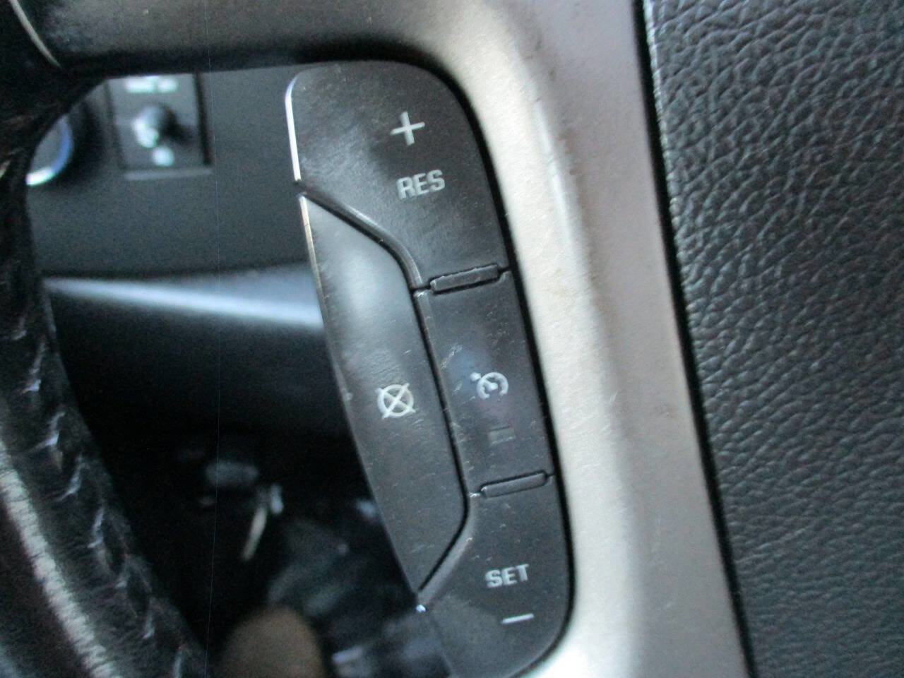 Used 2011 Chevrolet Silverado 1500 LT w/ All-Star Edition image 32