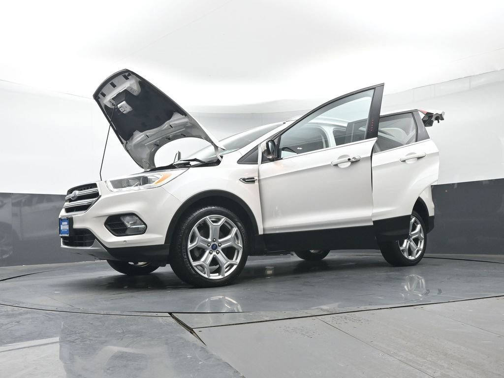 Used 2019 Ford Escape Titanium image 49