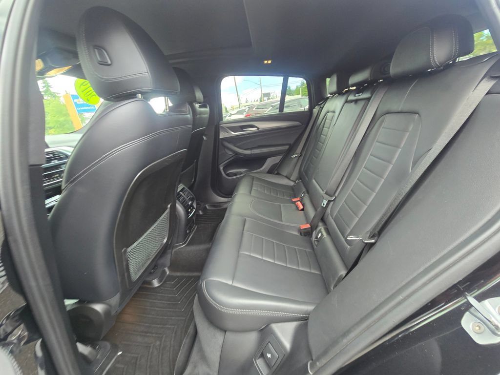 Used 2019 BMW X4 xDrive30i w/ M Sport Package AWD/4WD image 19