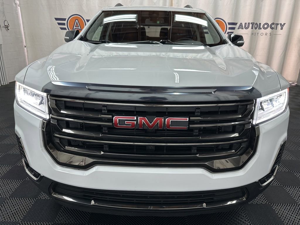 Used 2023 GMC Acadia AT4 w/ Preferred Package image 4