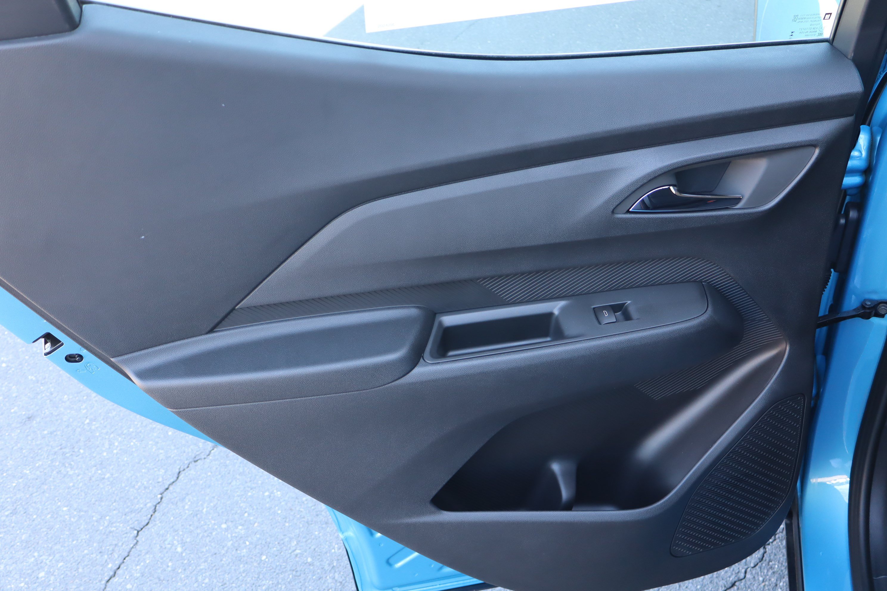 New 2027 Chevrolet Bolt RS w/ Technology Package FWD image 20