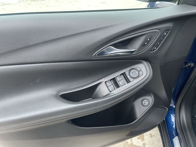 Certified 2023 Buick Encore GX Essence w/ Experience Buick Package image 17