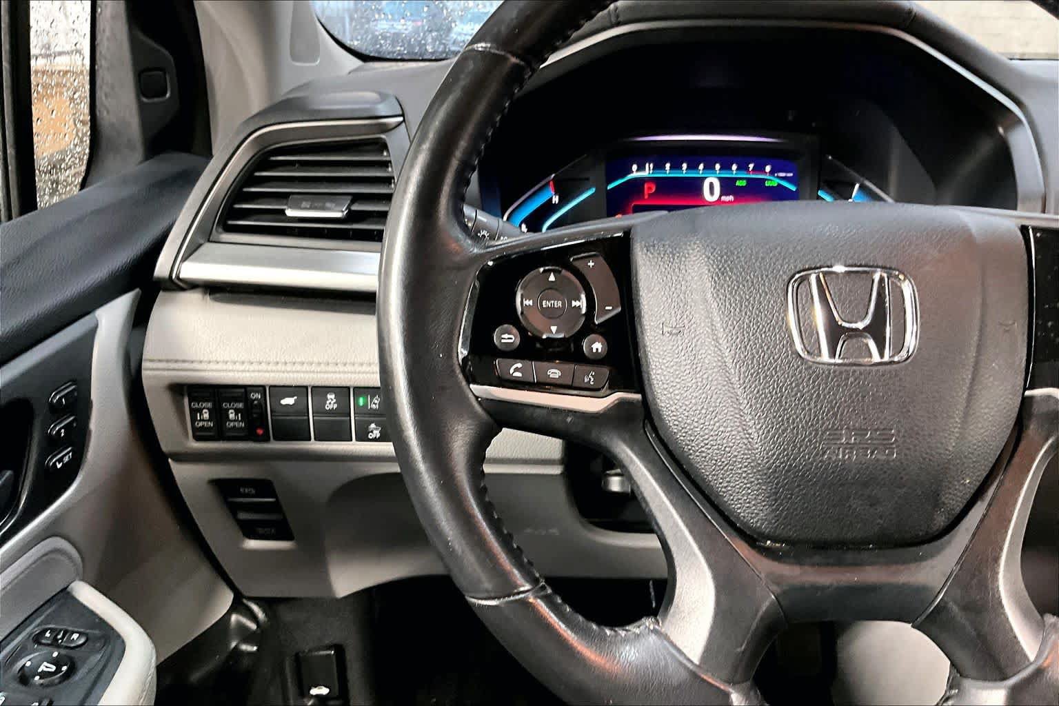 Used 2018 Honda Odyssey EX-L image 23