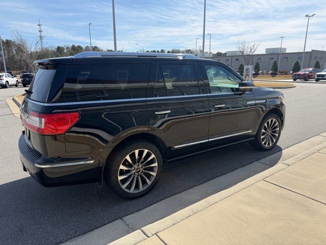 Certified 2019 Lincoln Navigator Select image 13