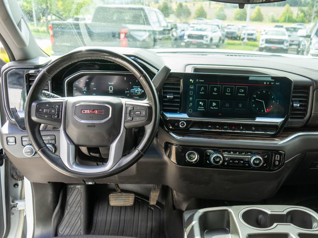 Used 2024 GMC Sierra 1500 Elevation AWD/4WD image 13