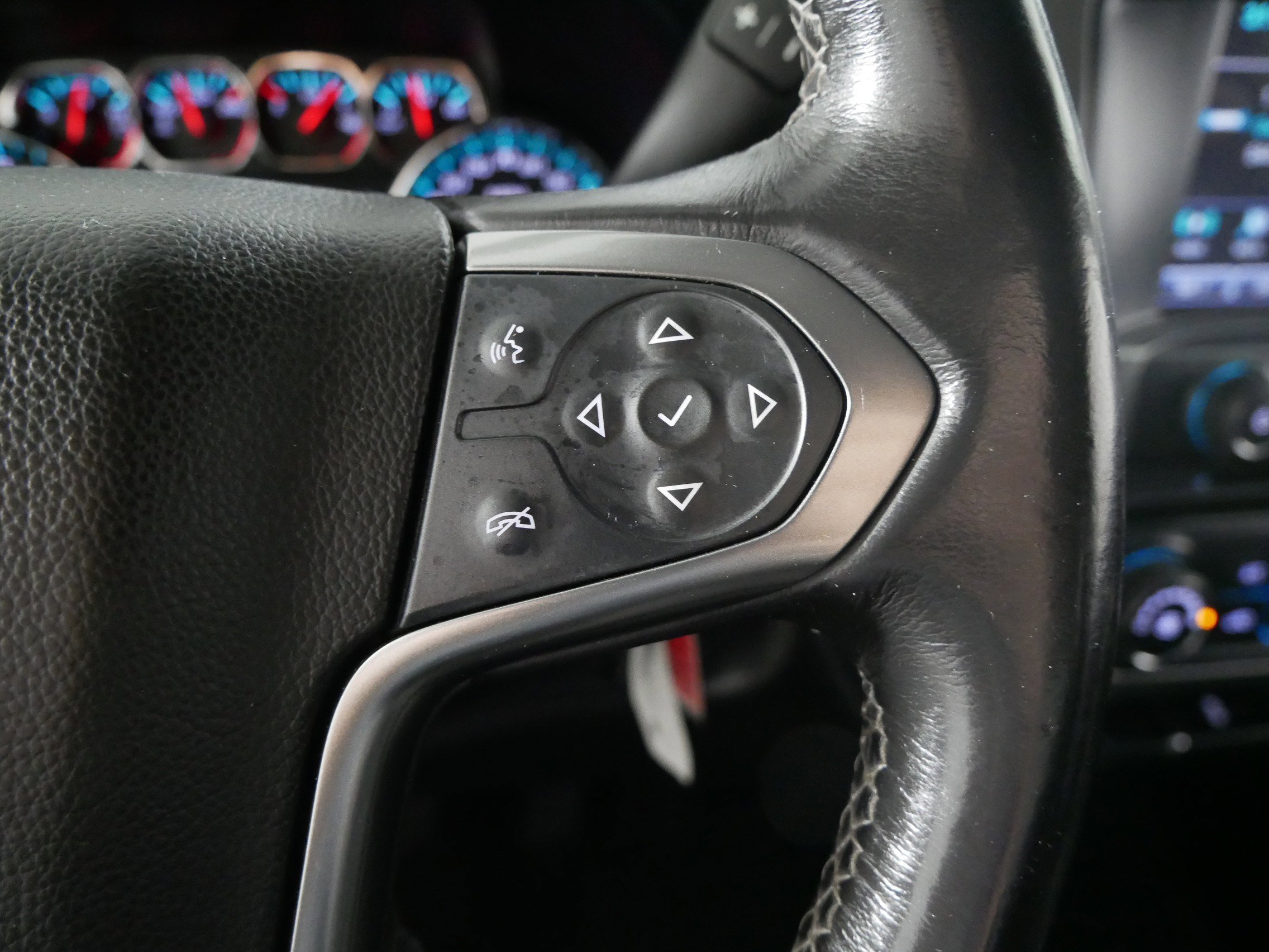 Used 2018 Chevrolet Silverado 1500 LT image 28