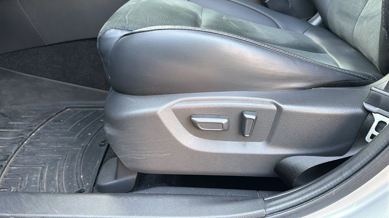 Used 2023 Mitsubishi Eclipse Cross SE AWD/4WD image 14