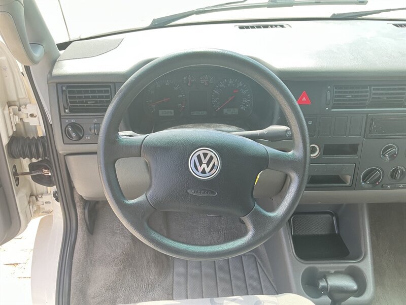 Used 2003 Volkswagen Eurovan Camper FWD image 22