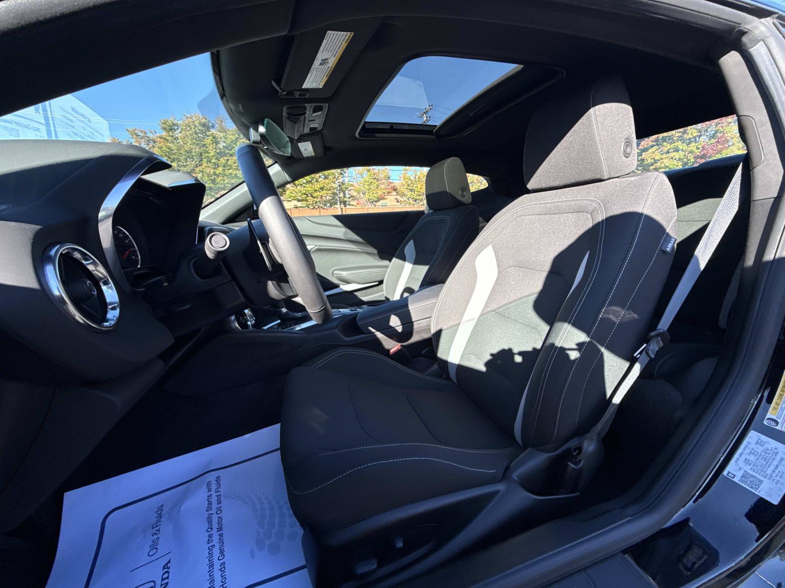 Used 2021 Chevrolet Camaro LT RWD image 12