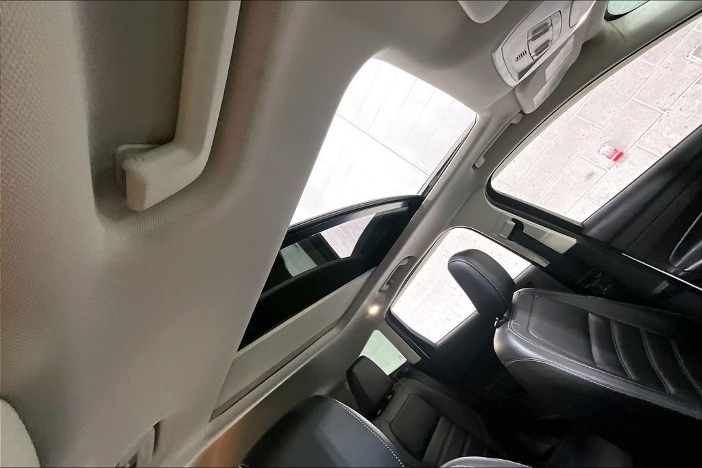 Used 2018 Ford Escape SEL w/ Canadian Touring Package image 27