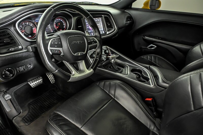 Used 2017 Dodge Challenger SRT RWD image 14