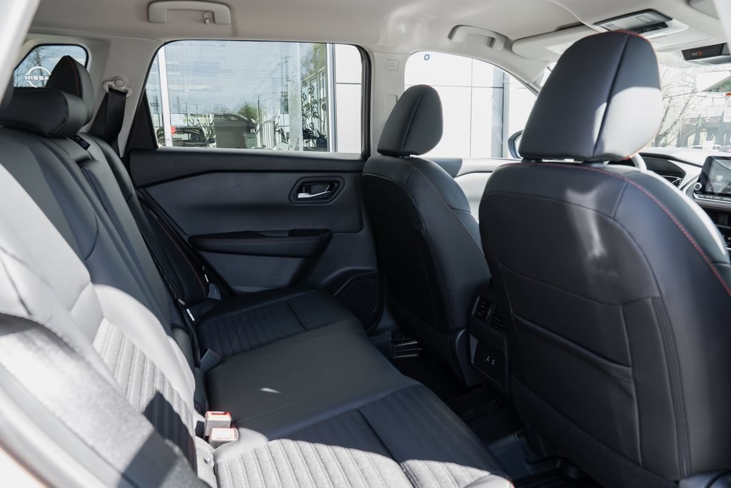 New 2026 Nissan Rogue SV AWD/4WD image 26
